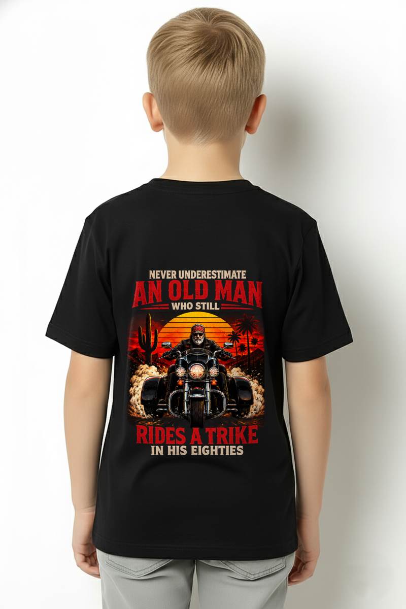 NEVER UNDERESTIMATE AN OLD MAN BIKER - SHIRT FOR MEN - LUNA00 (SKU2608-37)