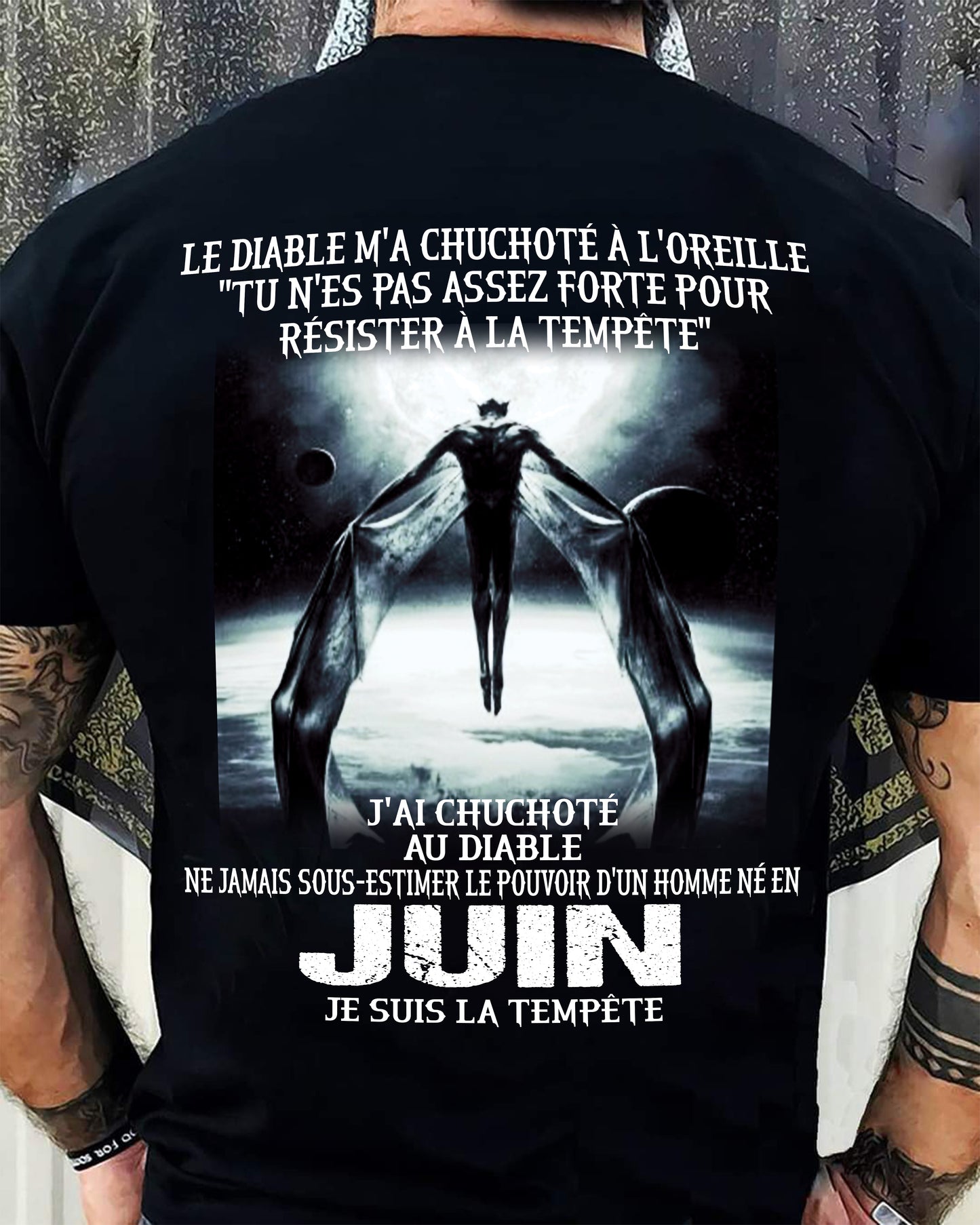 Je Suis la Tempête – Ne Jamais Sous-Estimer le Pouvoir d’un Homme Né en Juin – T-Shirt Homme - LUNA06 (SKU26T-01160-06)