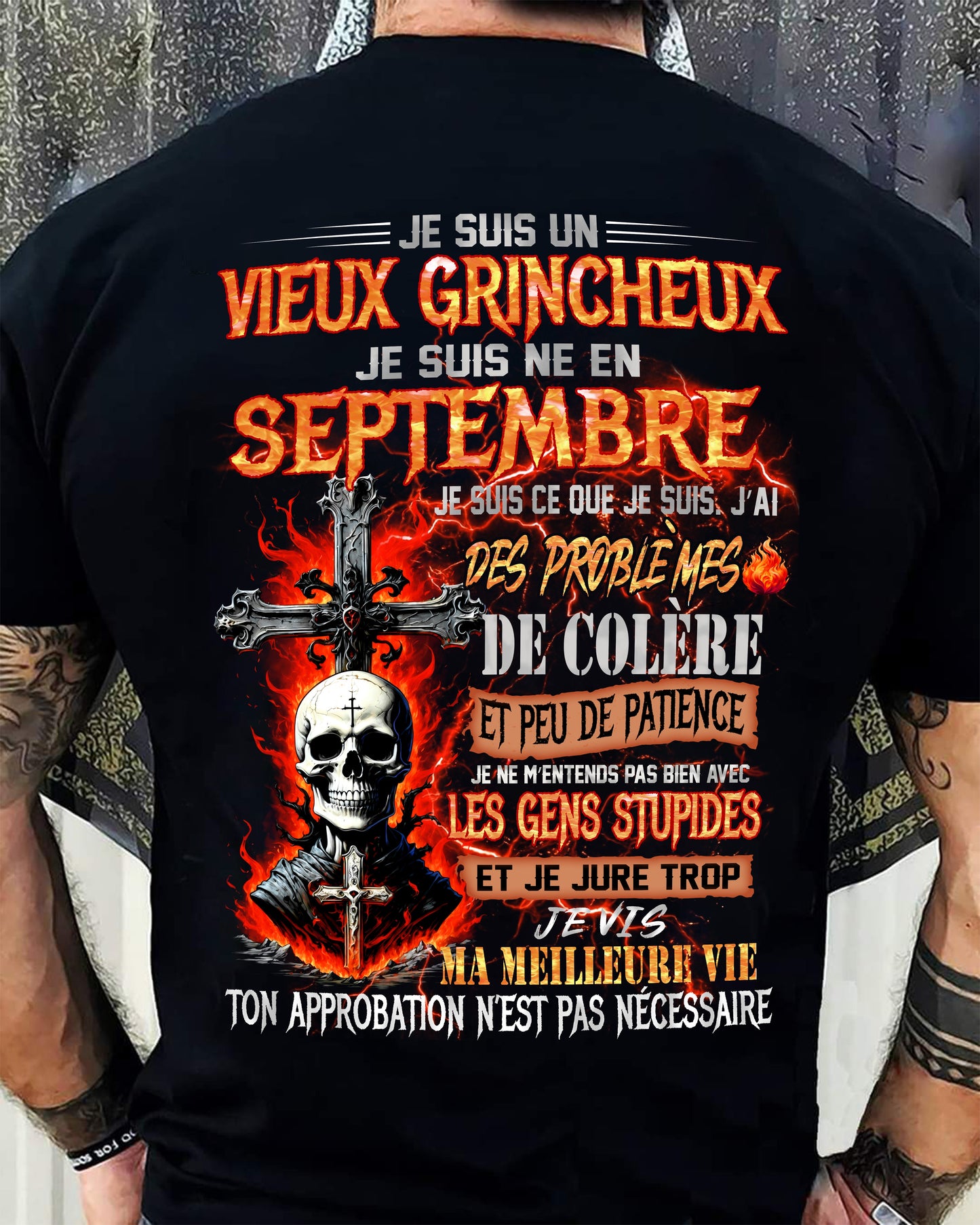 Je Suis Un Vieux Grincheux Né en Septembre – T-Shirt Homme Fort Caractère - LUNA09 (SKU26T-01141-09)