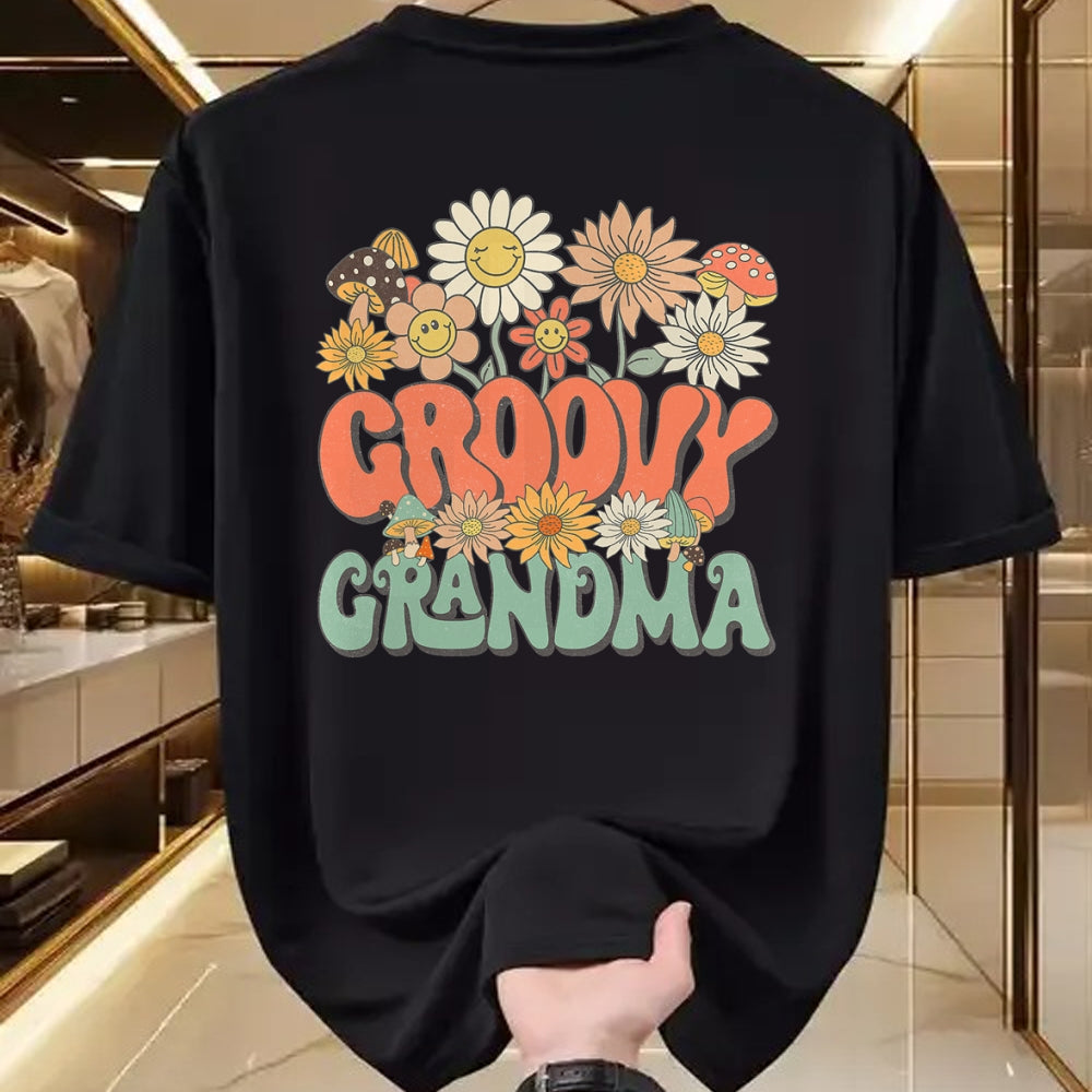 Best Grandma Shirt, Proud Grandma Unisex T-Shirt/Hoodie/Sweatshirt HLT00 - Groovy Grandma Floral Hippie Retro Daisy Flower Mother's Day T-Shirt