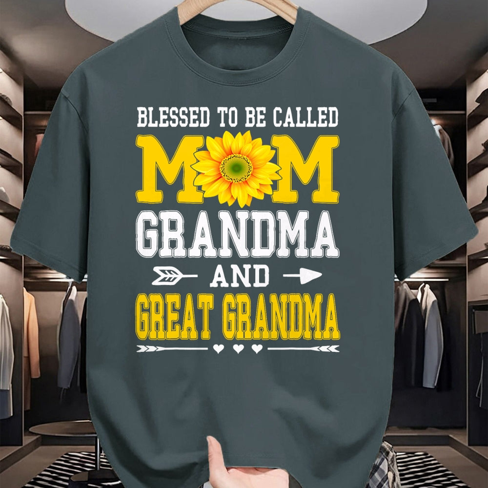 Best Grandma Shirt, Proud Grandma Unisex T-Shirt/Hoodie/Sweatshirt HLT00 - Blessed to be called Mawmaw Shirt Sunflower Lovers Grandma T-Shirt
