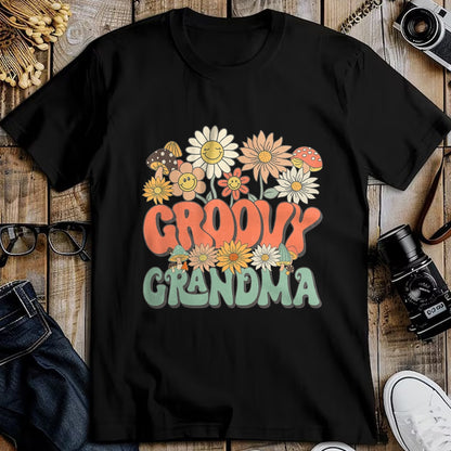Best Grandma Shirt, Proud Grandma Unisex T-Shirt/Hoodie/Sweatshirt HLT00 - Groovy Grandma Floral Hippie Retro Daisy Flower Mother's Day T-Shirt