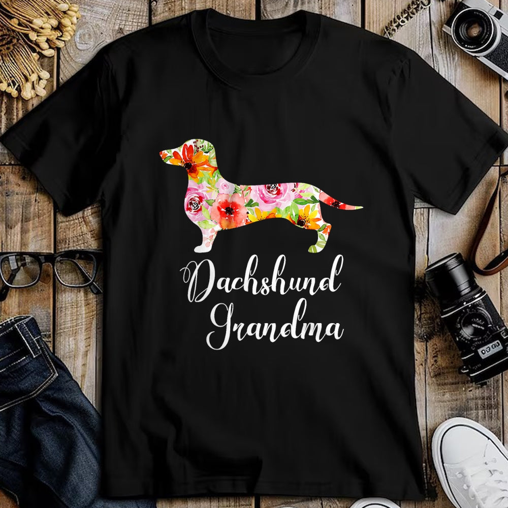Best Grandma Shirt, Proud Grandma Unisex T-Shirt/Hoodie/Sweatshirt HLT00 - Dachshund Grandma T-Shirt Funny Dog Lover's Novelty Gift T-Shirt