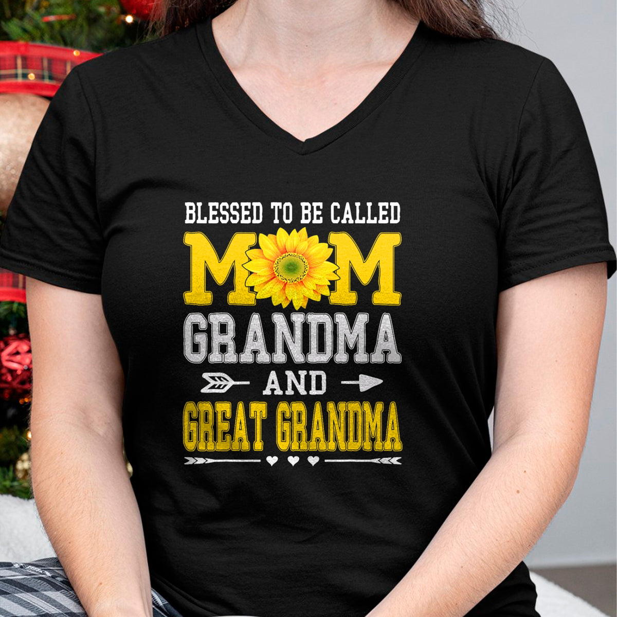 Best Grandma Shirt, Proud Grandma Unisex T-Shirt/Hoodie/Sweatshirt HLT00 - Blessed to be called Mawmaw Shirt Sunflower Lovers Grandma T-Shirt