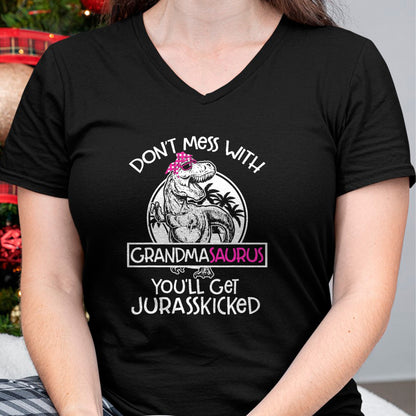 Best Grandma Shirt, Proud Grandma Unisex T-Shirt/Hoodie/Sweatshirt HLT00 - Dont Mess With Grandmasaurus Youll Get Jurasskicked Grandma T-Shirt
