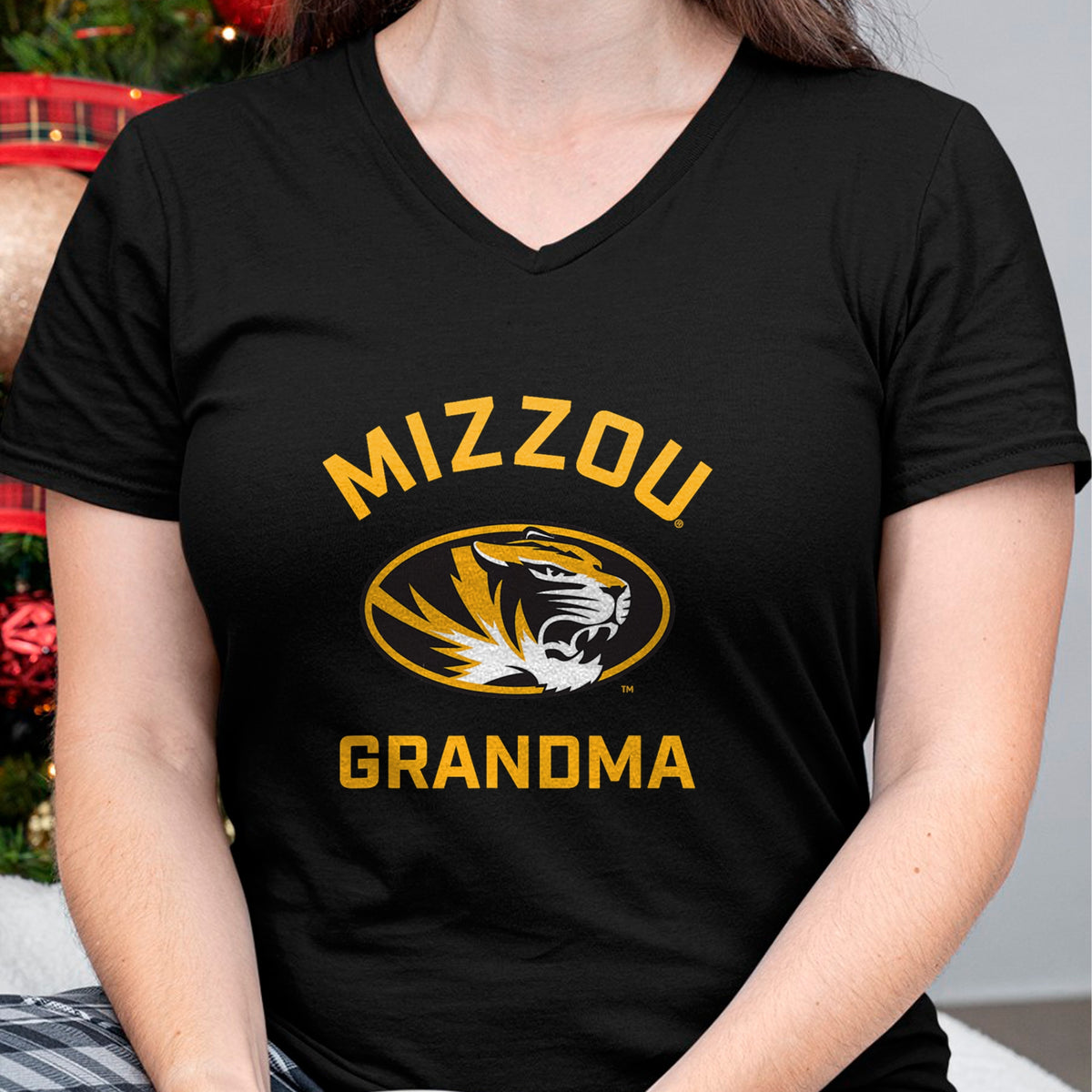 Best Grandma Shirt, Proud Grandma Unisex T-Shirt/Hoodie/Sweatshirt HLT00 - University of Missouri Mizzou Tigers Arched Grandma T-Shirt