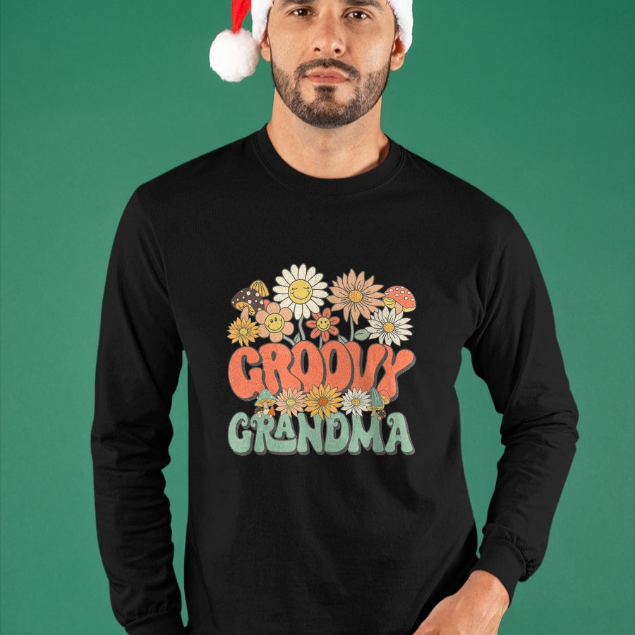 Best Grandma Shirt, Proud Grandma Unisex T-Shirt/Hoodie/Sweatshirt HLT00 - Groovy Grandma Floral Hippie Retro Daisy Flower Mother's Day T-Shirt