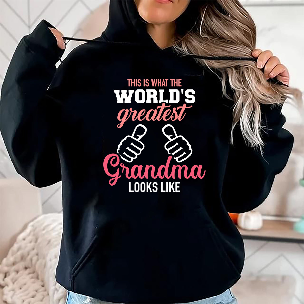 Best Grandma Shirt, Proud Grandma Unisex T-Shirt/Hoodie/Sweatshirt HLT00 - This is what world's greatest grandma looks like T-Shirt (1)