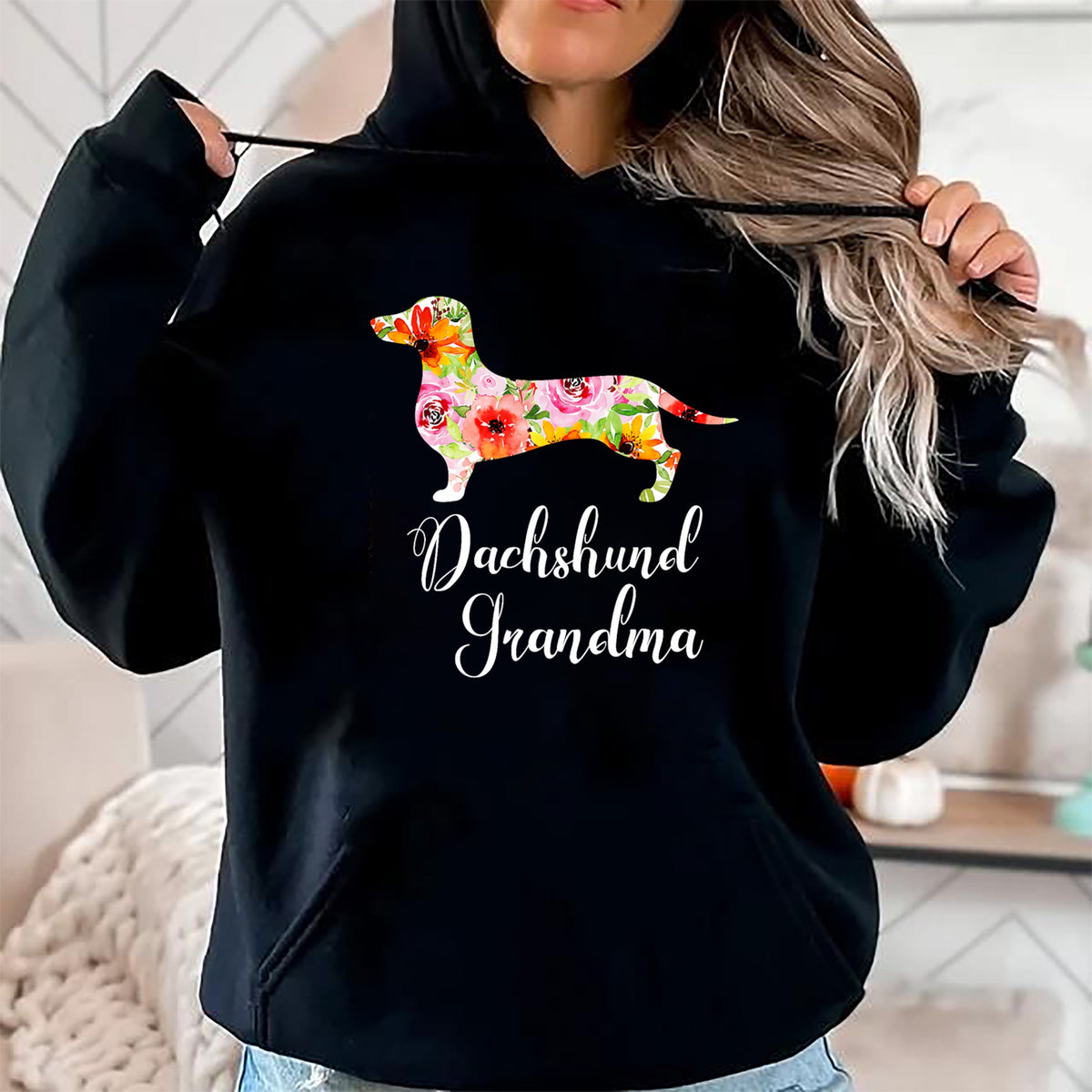 Best Grandma Shirt, Proud Grandma Unisex T-Shirt/Hoodie/Sweatshirt HLT00 - Dachshund Grandma T-Shirt Funny Dog Lover's Novelty Gift T-Shirt