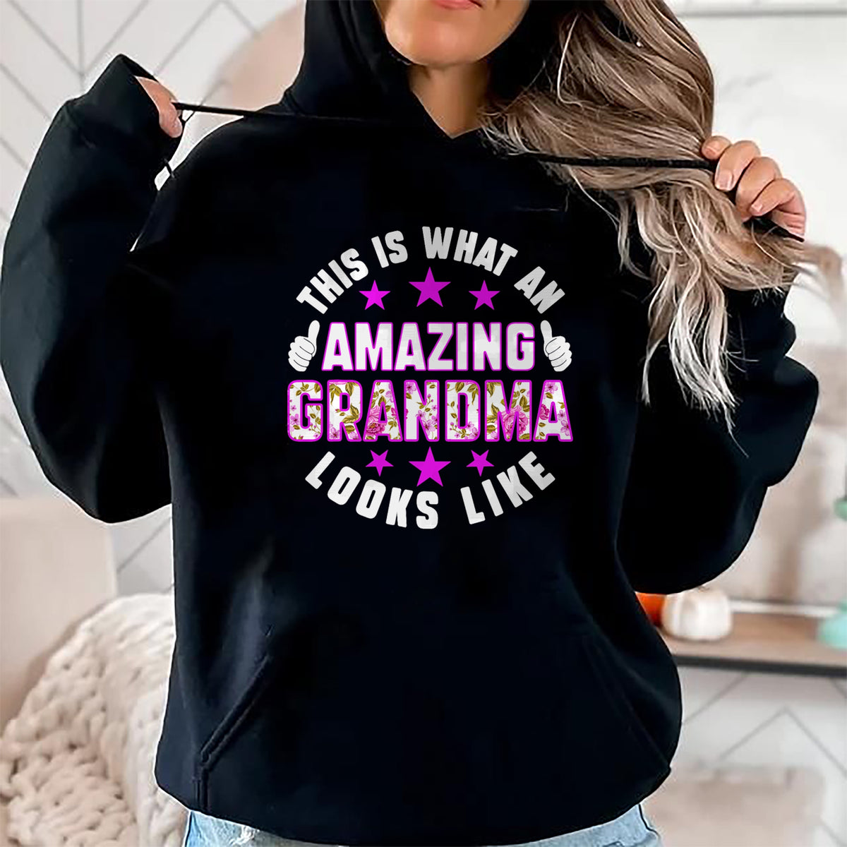 Best Grandma Shirt, Proud Grandma Unisex T-Shirt/Hoodie/Sweatshirt HLT00 - This Is What An Amazing Grandma Looks Like Shirt Mothers Day T-Shirt