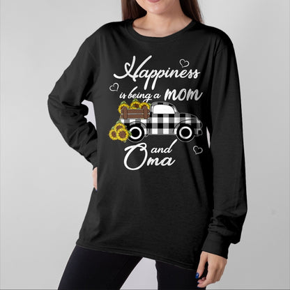 Best Grandma Shirt, Proud Grandma Unisex T-Shirt/Hoodie/Sweatshirt HLT00 - Sunflower Grandma Shirt Happiness is being a Mom and Oma T-Shirt
