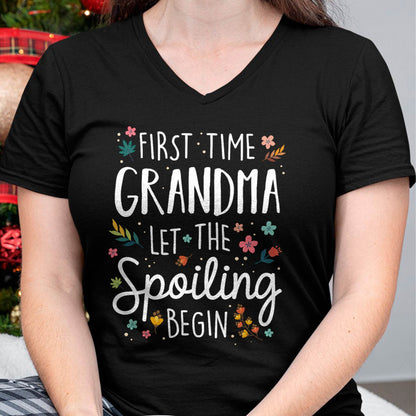 FIRST TIME GRANDMA T-SHIRT – PERFECT GIFT FOR NEW GRANDMAS - LUNA00 (SKU8-GRA00)
