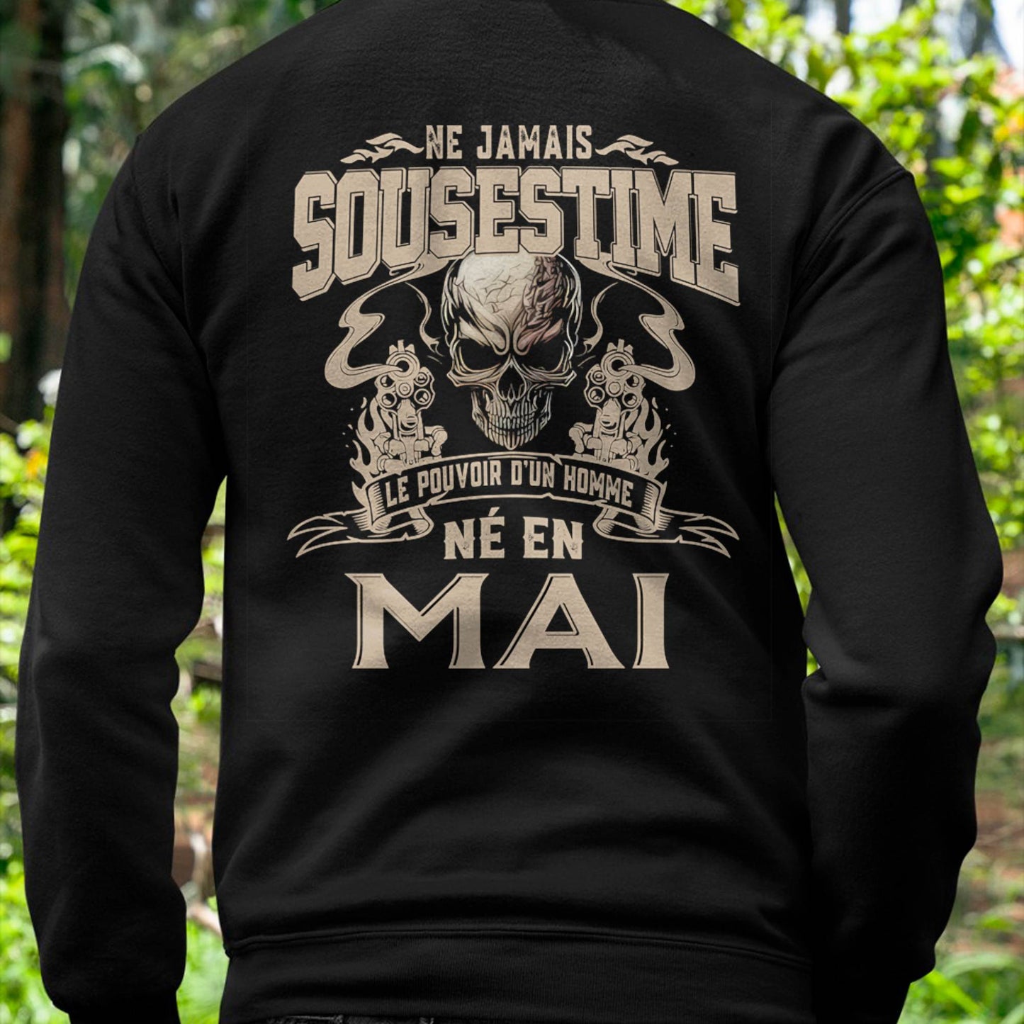 Ne Jamais Sous-estimer le Pouvoir d’un Homme Né en Mai – T-Shirt Homme Crâne Rebelle - LUNA05 (SKU26T-01159-05)