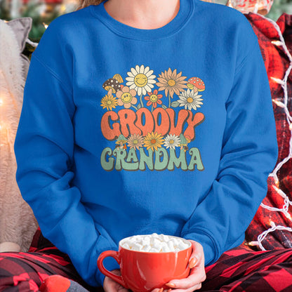 Best Grandma Shirt, Proud Grandma Unisex T-Shirt/Hoodie/Sweatshirt HLT00 - Groovy Grandma Floral Hippie Retro Daisy Flower Mother's Day T-Shirt