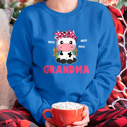 Best Grandma Shirt, Proud Grandma Unisex T-Shirt/Hoodie/Sweatshirt HLT00 - Funny Grandma Cow Cute Cow Farmer Birthday Matching Family T-Shirt