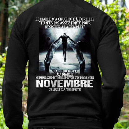 Je Suis la Tempête – Ne Jamais Sous-Estimer le Pouvoir d’un Homme Né en Novembre – T-Shirt Homme - LUNA11 (SKU26T-01160-11)