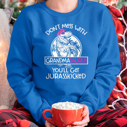 Best Grandma Shirt, Proud Grandma Unisex T-Shirt/Hoodie/Sweatshirt HLT00 - Dont Mess With Grandmasaurus Youll Get Jurasskicked Grandma T-Shirt (1)
