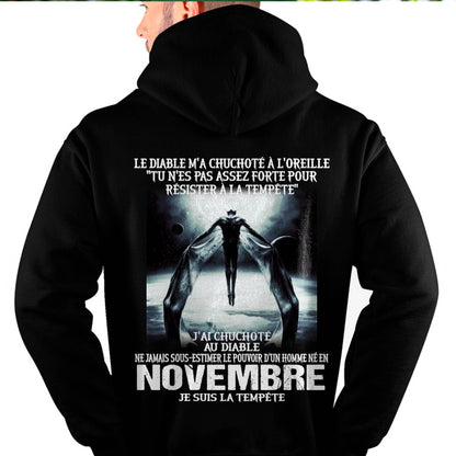 Je Suis la Tempête – Ne Jamais Sous-Estimer le Pouvoir d’un Homme Né en Novembre – T-Shirt Homme - LUNA11 (SKU26T-01160-11)