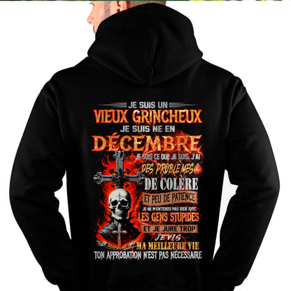 Je Suis Un Vieux Grincheux Né en Décembre – T-Shirt Homme Fort Caractère - LUNA12 (SKU26T-01141-12)