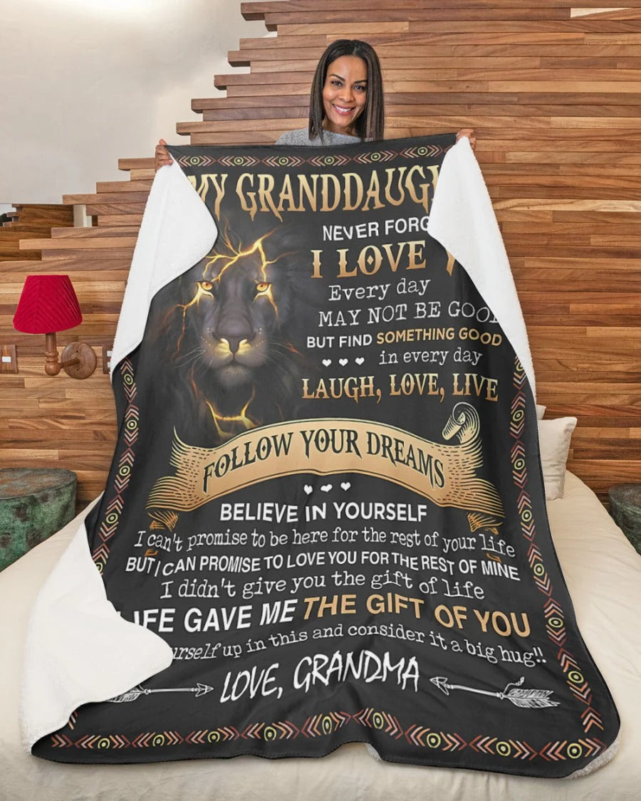 BLANKET FOR GRANDDAUGHTER – COMFORT & WARMTH GIFT FROM GRANDMA  Sherpa Fleece Quilt Blanket LUNA00 (SKUB09-41)