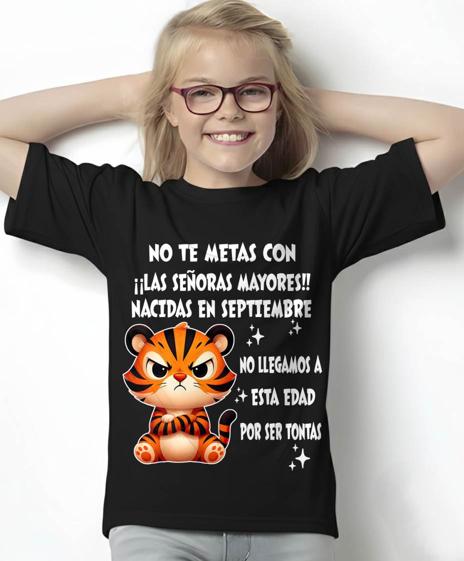SEPTIEMBRE SHIRT, NO TE METAS CON MUJERES MAYORES - FMA LUNA09 (SKU2604-164-09)