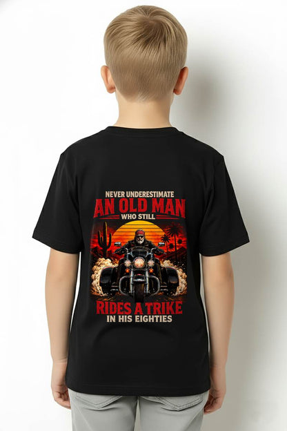 NEVER UNDERESTIMATE AN OLD MAN BIKER - SHIRT FOR MEN - LUNA00 (SKU2608-37)