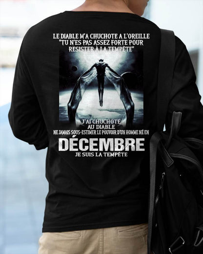 Je Suis la Tempête – Ne Jamais Sous-Estimer le Pouvoir d’un Homme Né en Décembre – T-Shirt Homme - LUNA12 (SKU26T-01160-12)