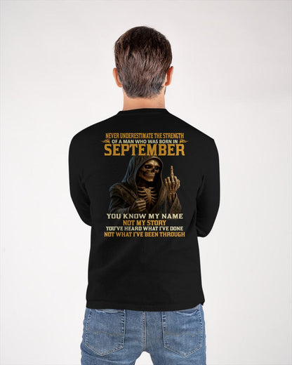 SEPTEMBER - NEVER UNDERESTIMATE - BIRTHDAY T-SHIRT FOR MEN - LUNA09 (SKU26T-01-06-09)
