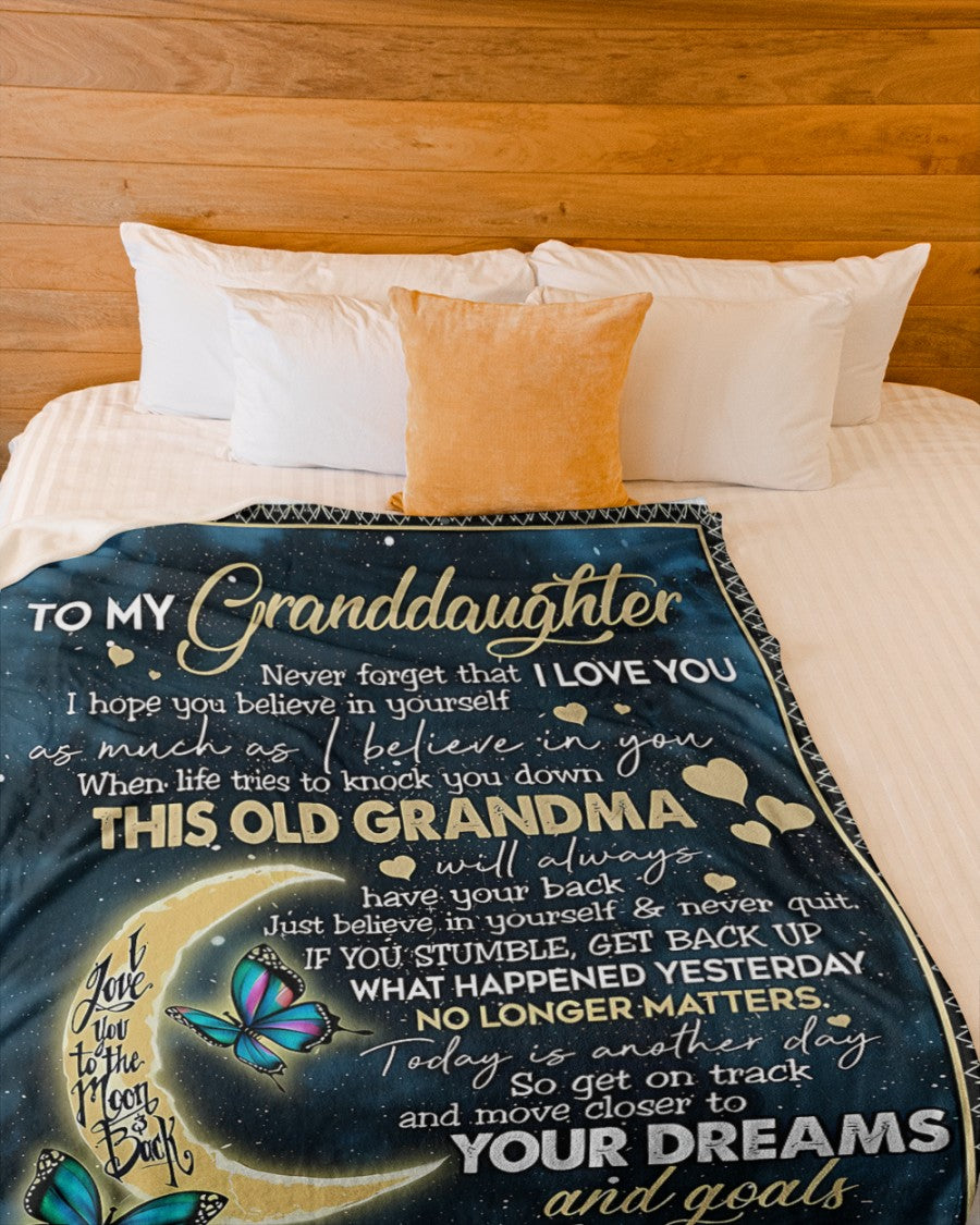 BLANKET FOR GRANDDAUGHTER – COMFORT & WARMTH GIFT FROM GRANDMA  Sherpa Fleece Quilt Blanket LUNA00 (SKUB-BLK-GMD2)