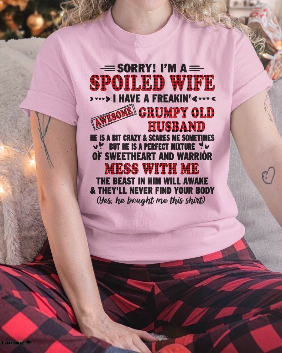 SPOILED WIFE OF AWESOME GRUMPY OLD HUSBAND - PERFECT GIFT  FROM HUSBAND - LUNA00 (SKU12-111-00)