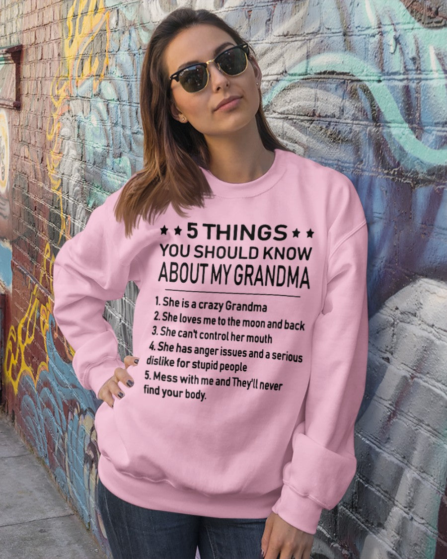 5 THINGS  YOU SHOULD KNOW ABOUT MY GRANDMA - Gift for granddaughter LUNA00 (SKU10-18)