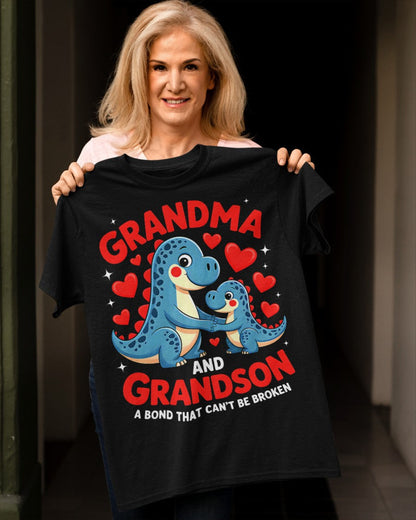 GRANDMA AND GRANDSON A BOND THAT CAN'T BE BROKEN DINOSAUR UNISEX T-SHIRT LUNA00 (SKU-GMS3)