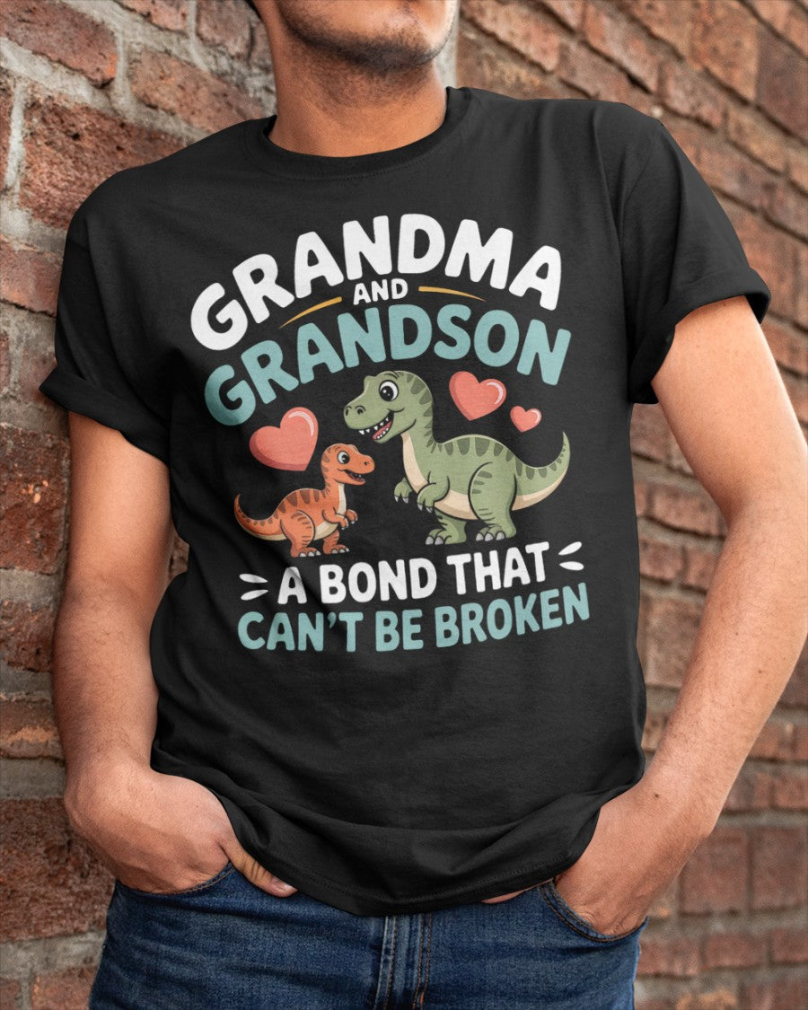GRANDMA AND GRANDSON A BOND THAT CAN'T BE BROKEN DINOSAUR UNISEX T-SHIRT - LUNA00 (SKU-GMS5)