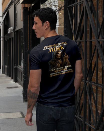 JUNE - NEVER UNDERESTIMATE - BIRTHDAY T-SHIRT FOR MEN - LUNA06 (SKU26T-01-06-06)