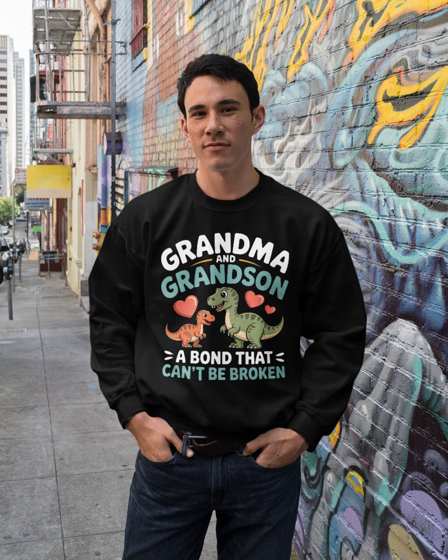 GRANDMA AND GRANDSON A BOND THAT CAN'T BE BROKEN DINOSAUR UNISEX T-SHIRT - NINA00 (SKU-GMS5)