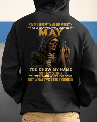 MAY - NEVER UNDERESTIMATE - BIRTHDAY T-SHIRT FOR MEN - LUNA05 (SKU26T-01-06-05)